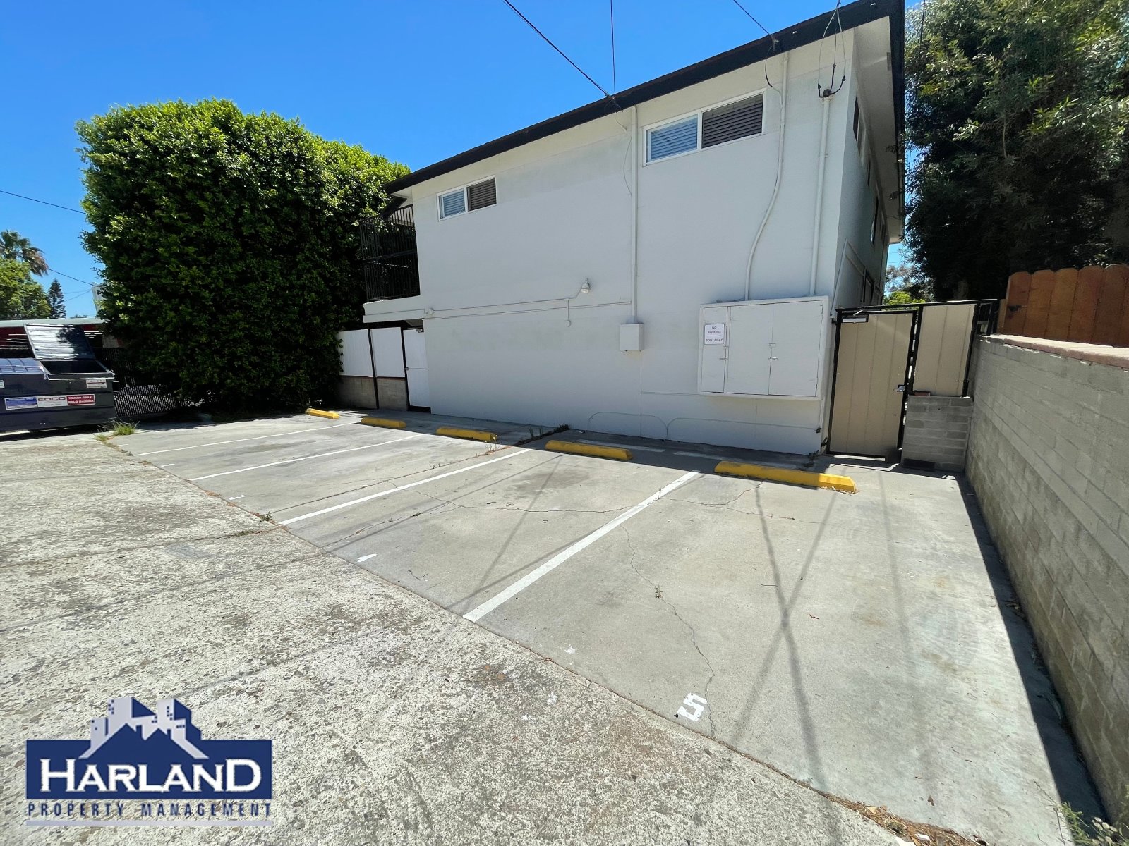 2250-2254 Garnet Avenue - 2252.5 property image