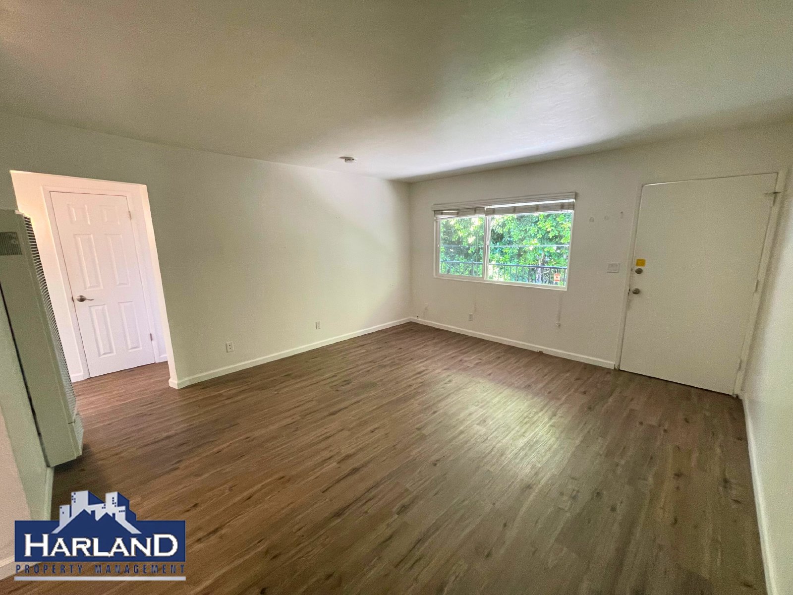 2250-2254 Garnet Avenue - 2254.5 property image