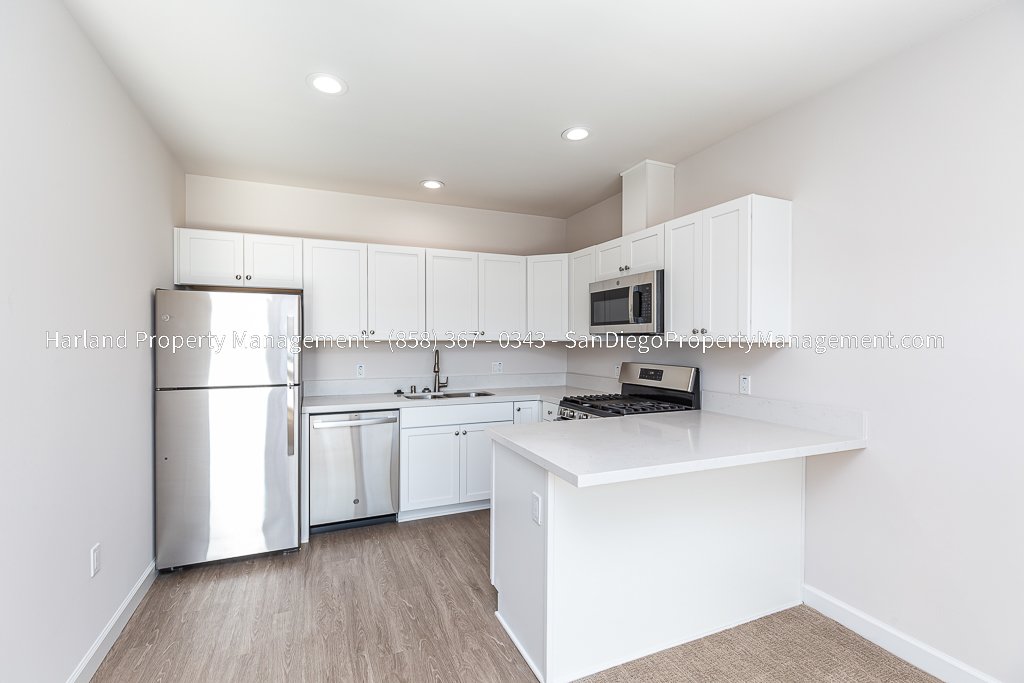 1012 A Avenue #1016A property image