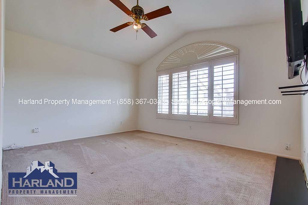 5540 Renaissance Ave. #3 property image