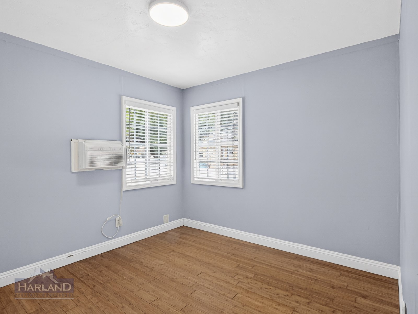 4190 Estrella Ave property image