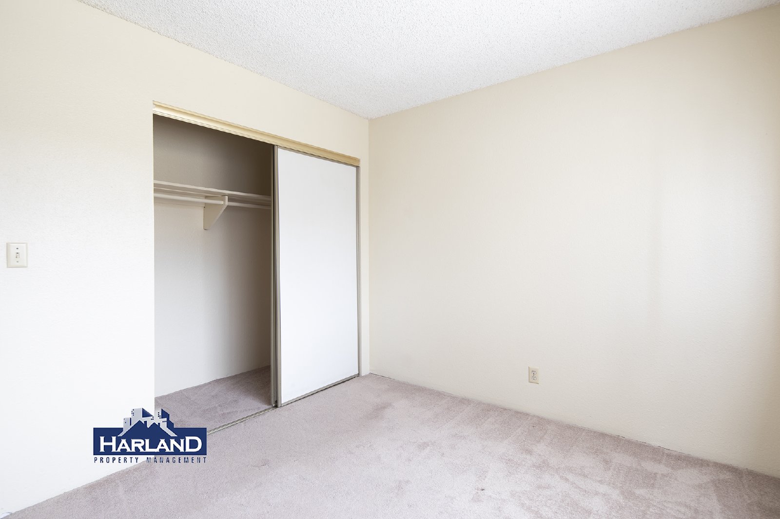 2112-2114 Thomas Avenue - 2114 Unit 3 property image