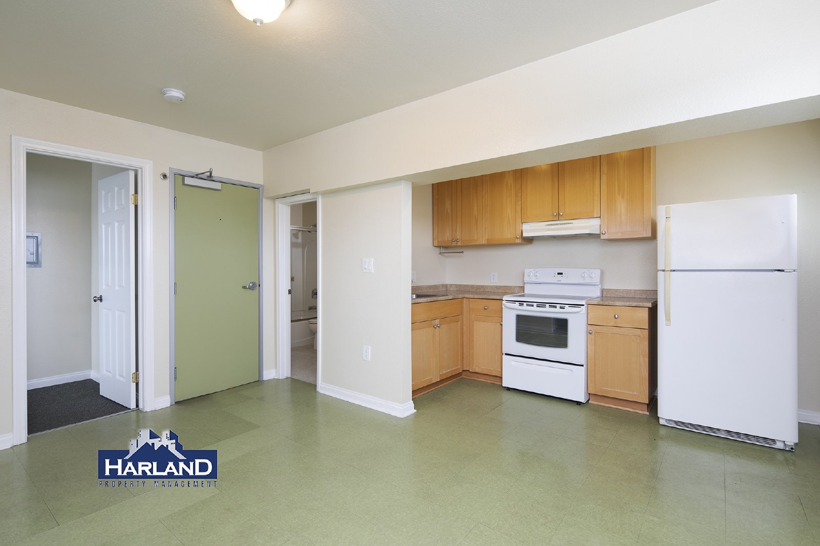 3047-303 University Ave property image