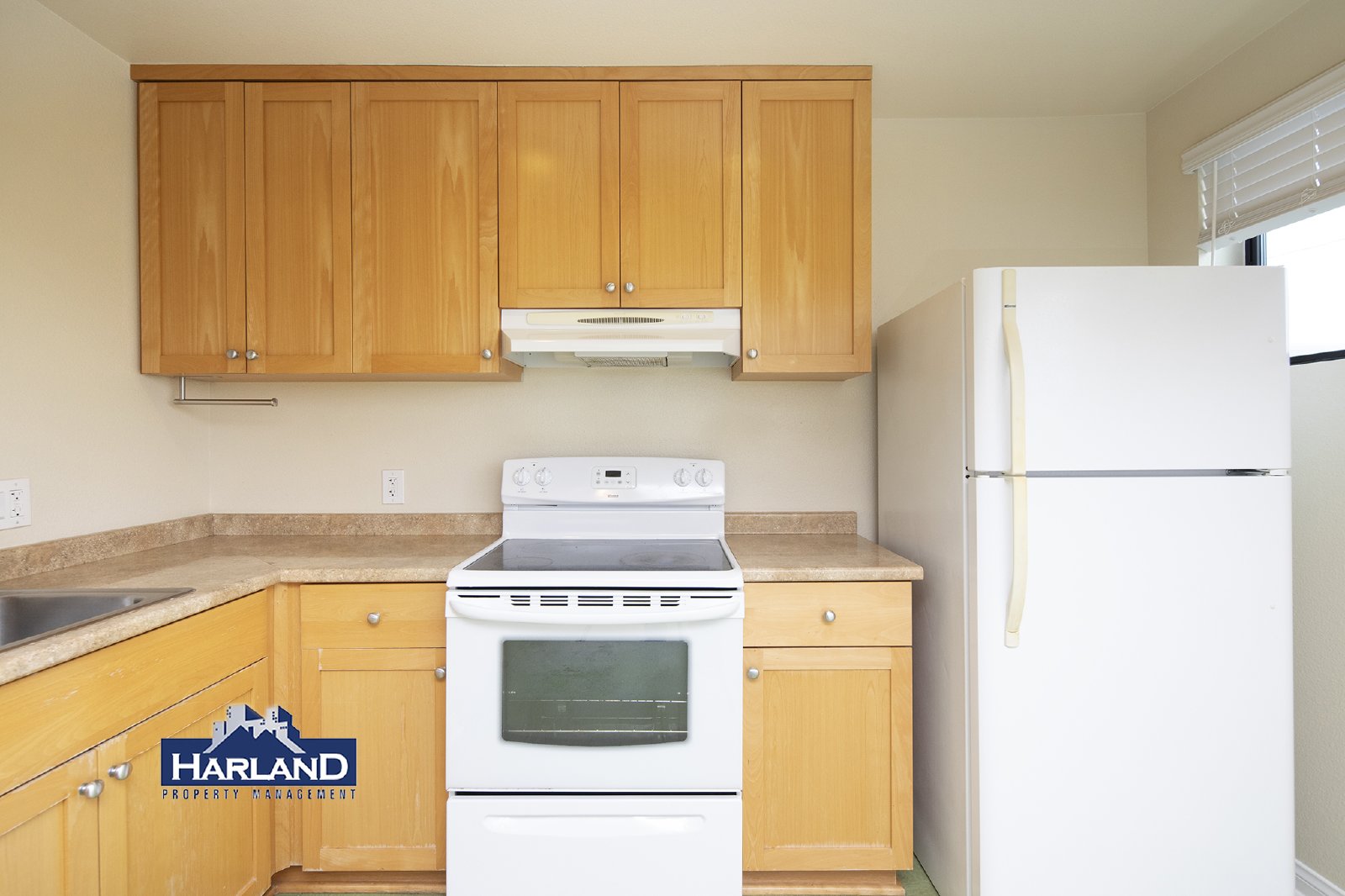 3047-303 University Ave property image