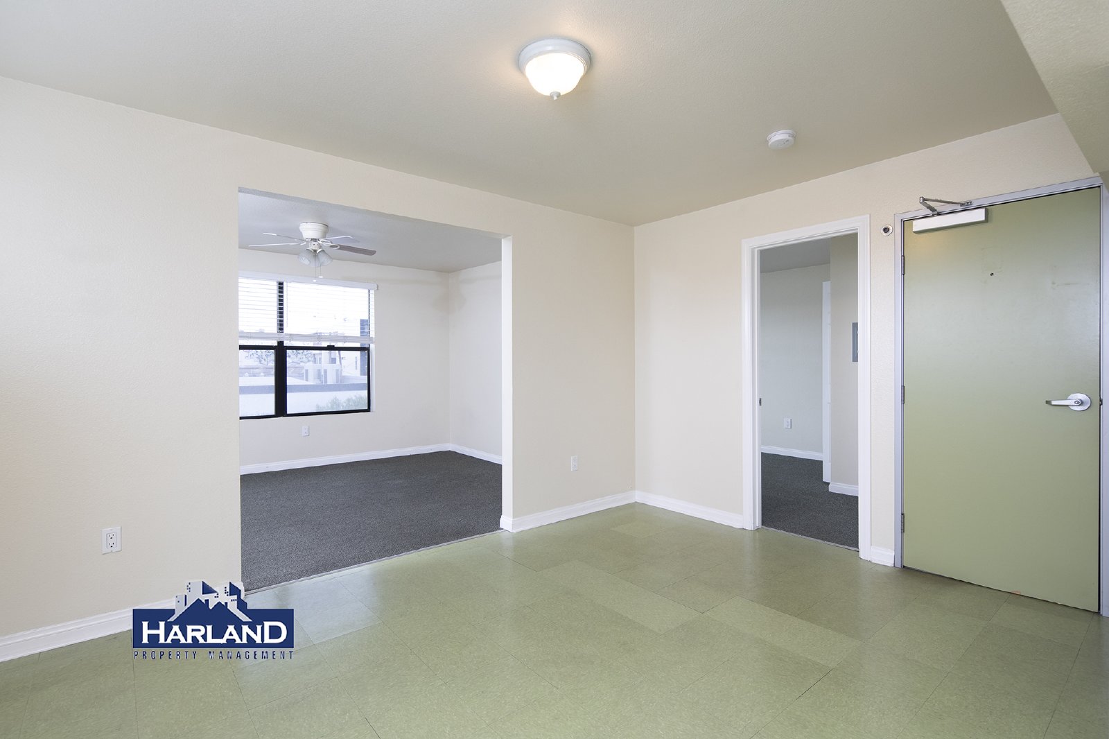 3047-303 University Ave property image
