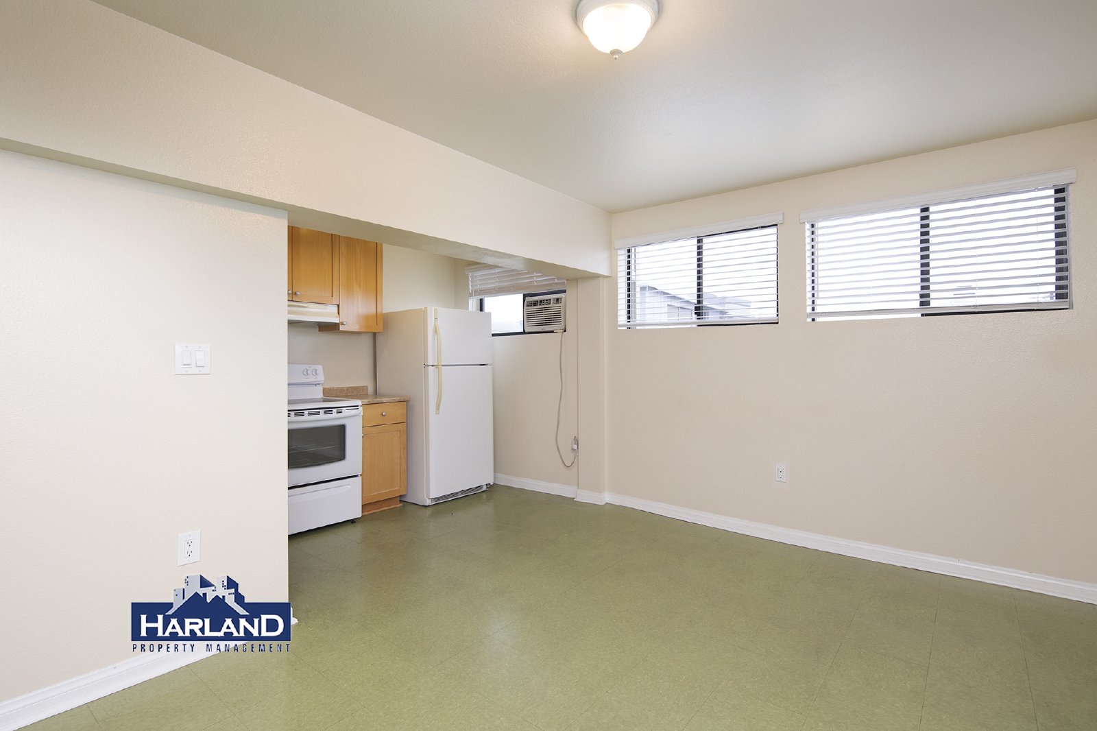 3047-303 University Ave property image