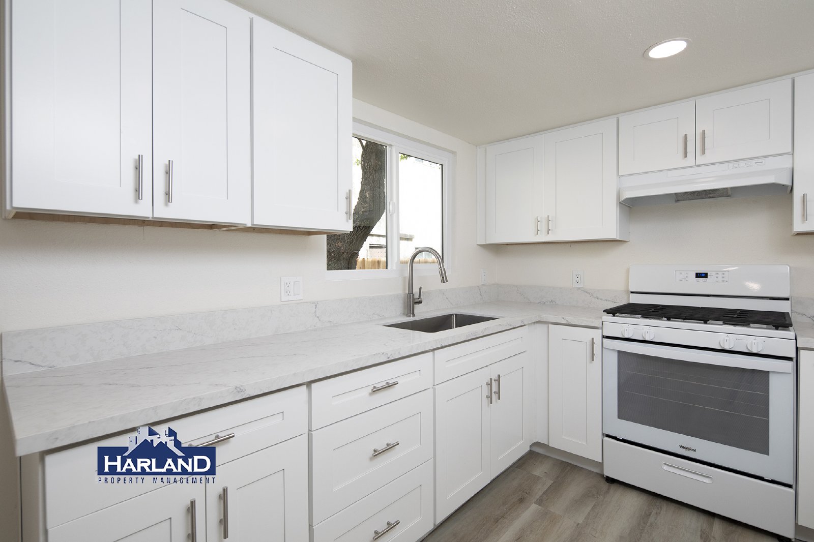 1107 B Ave property image