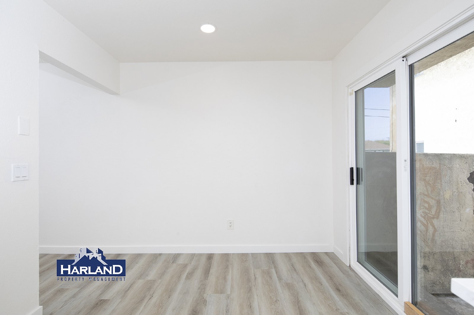 1107 B Ave property image