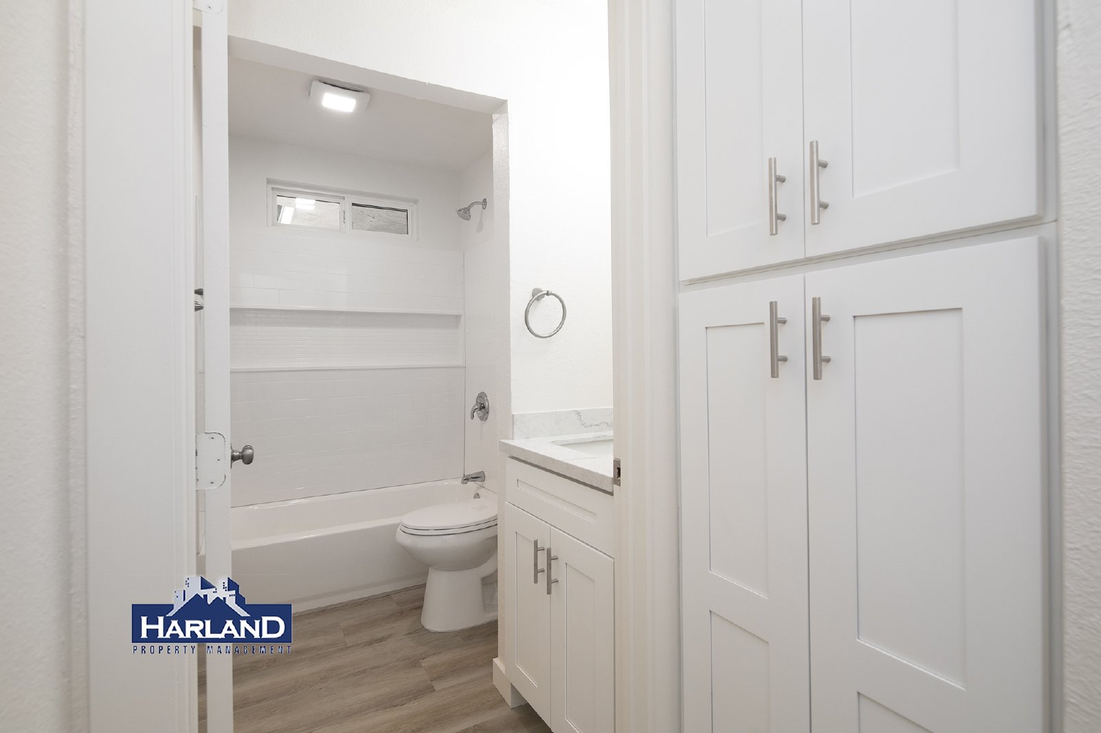 1107 B Ave property image