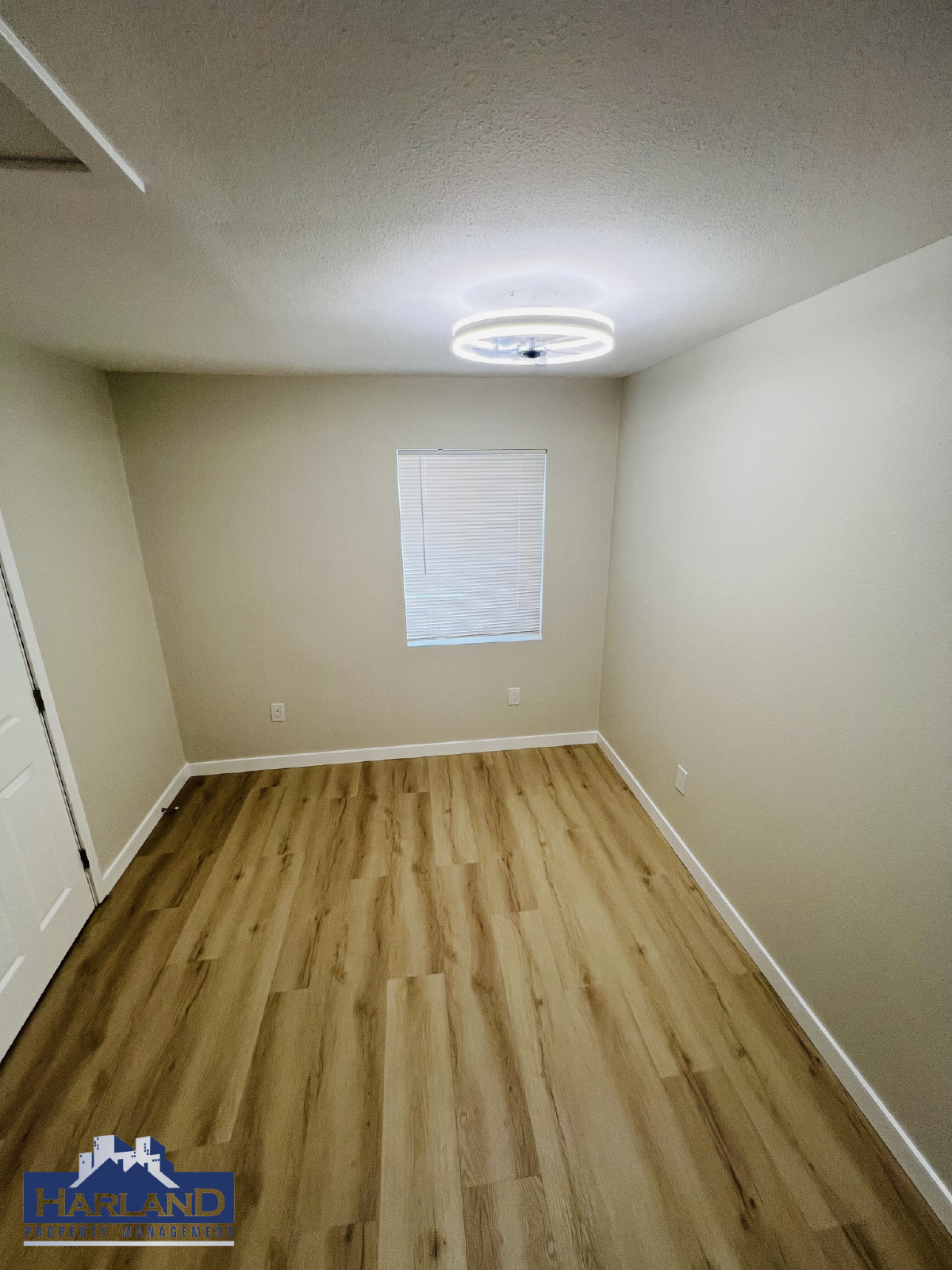 3845-3851 Menlo Avenue - 3851 property image