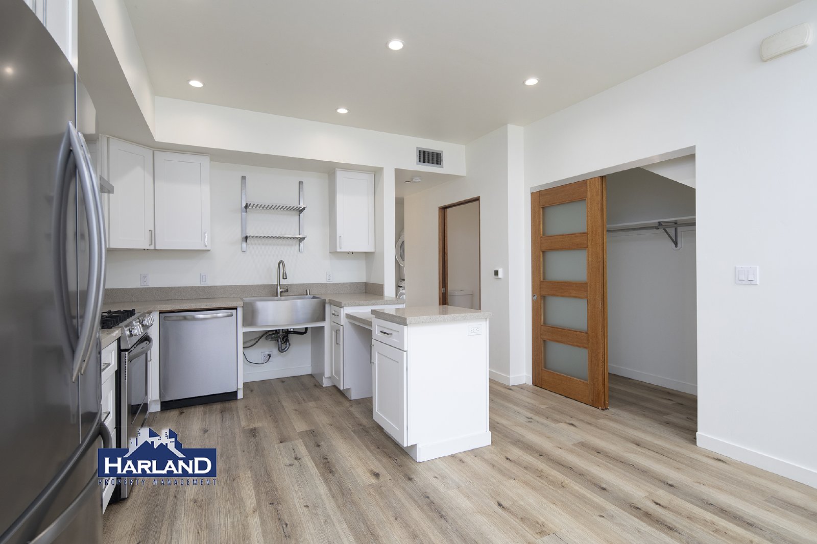 3333 Reynard Way - 3 property image