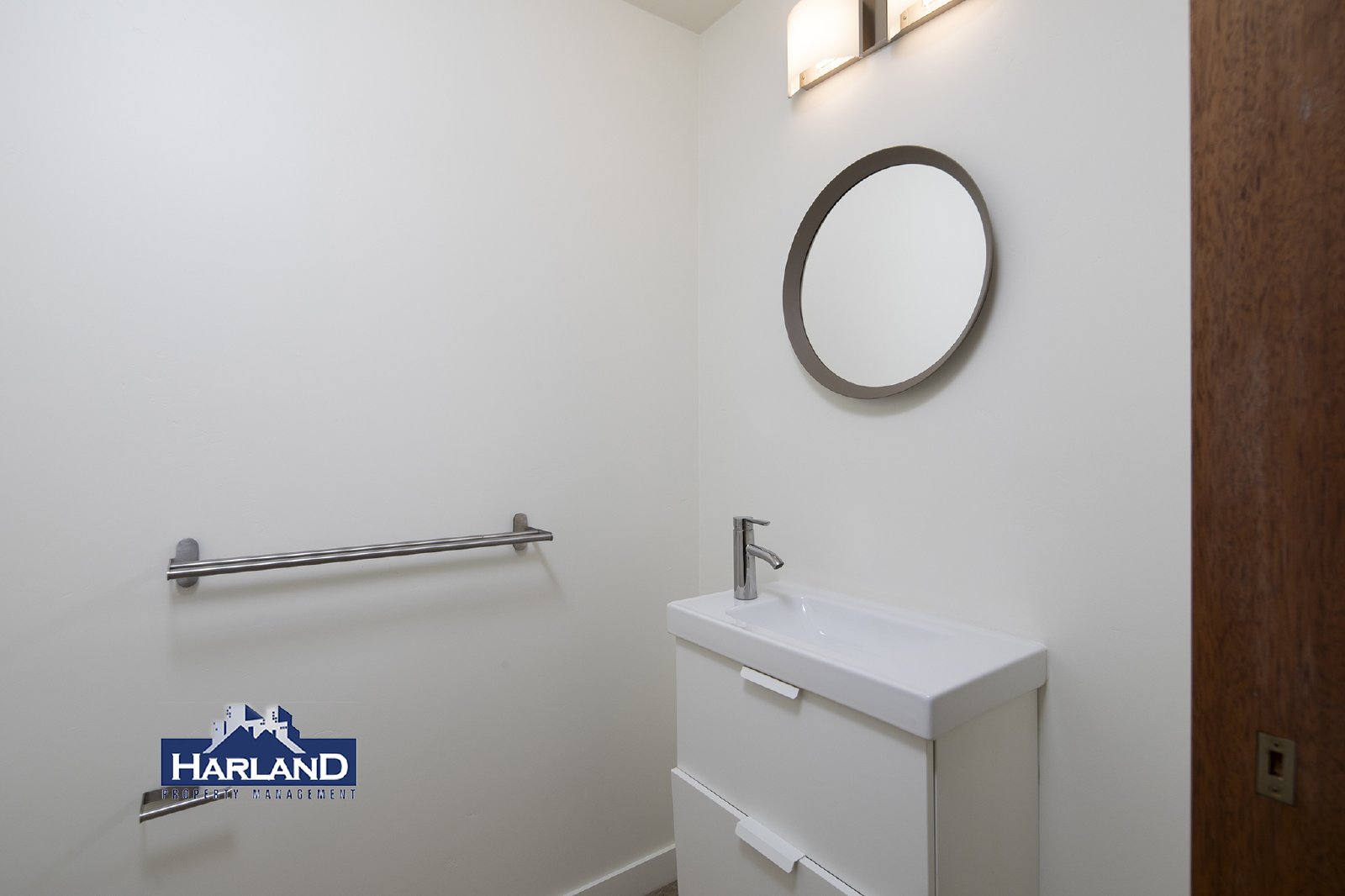 3333 Reynard Way - 3 property image