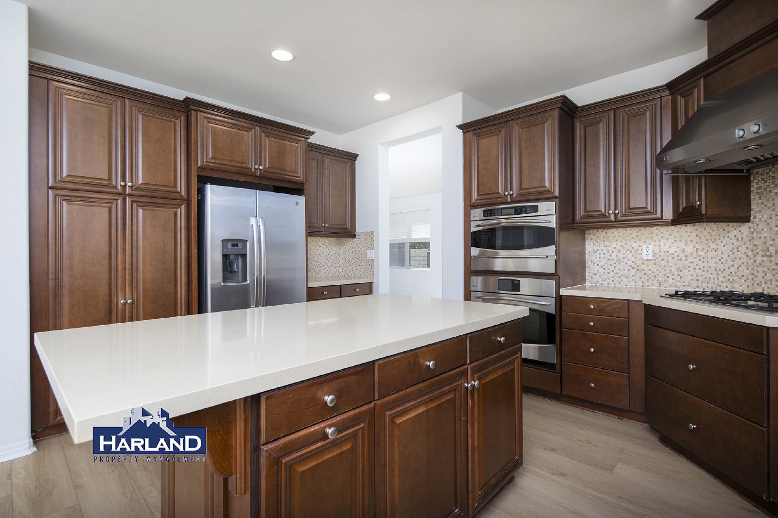 11320 Laurelcrest Dr property image