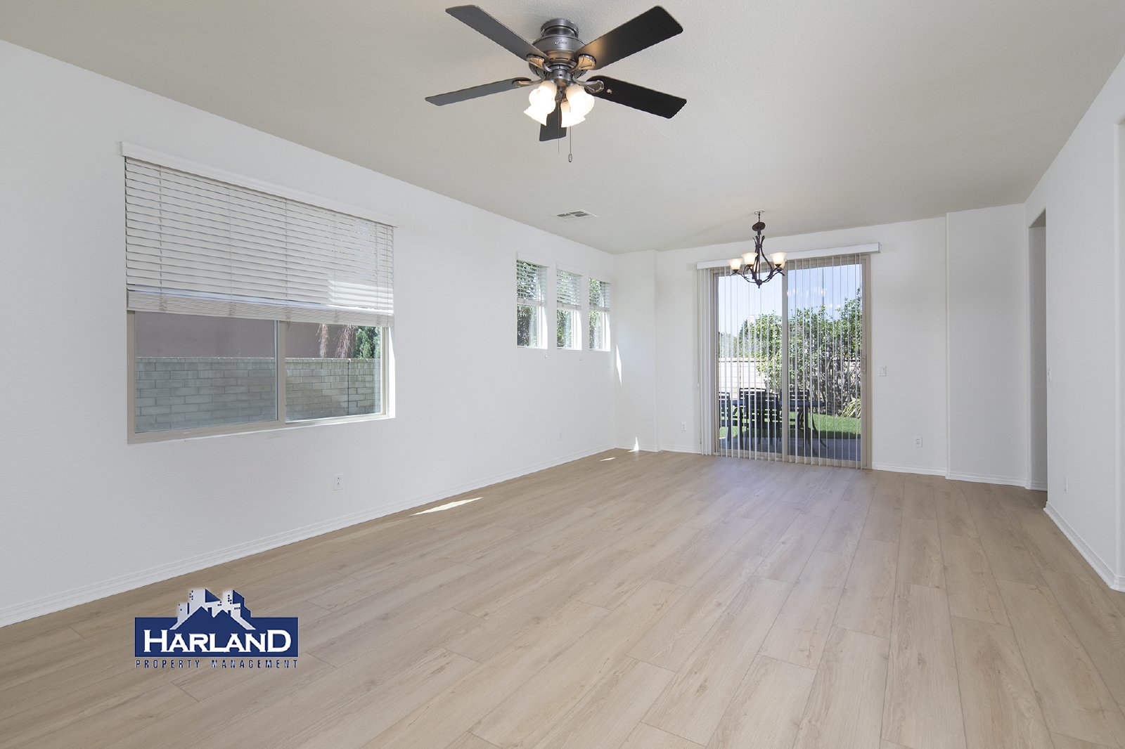 11320 Laurelcrest Dr property image
