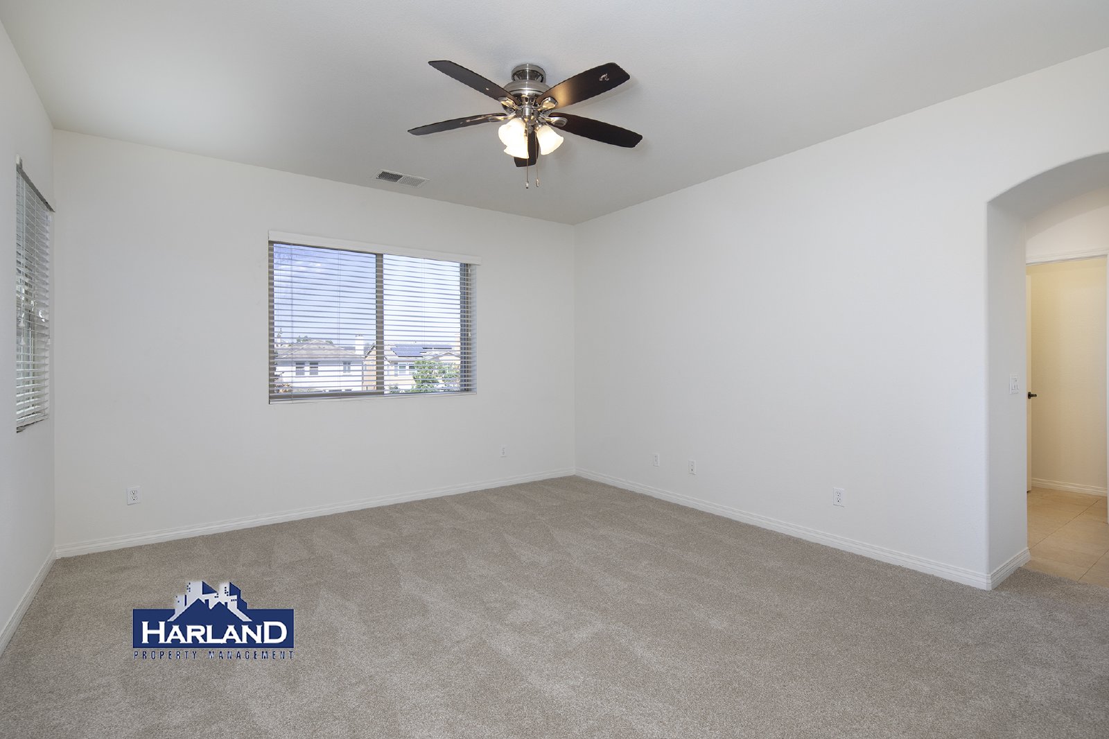 11320 Laurelcrest Dr property image