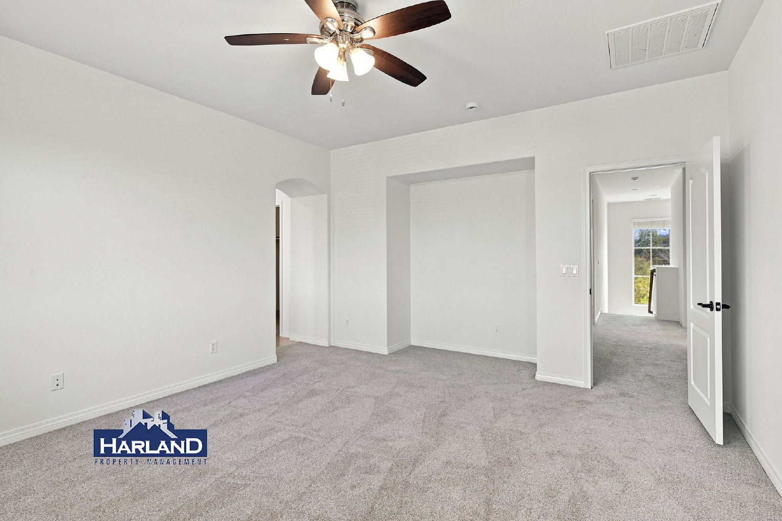 11320 Laurelcrest Dr property image