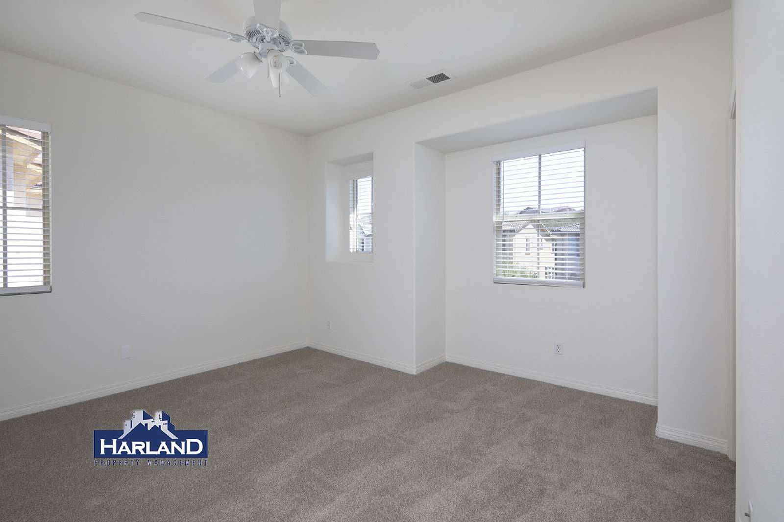 11320 Laurelcrest Dr property image