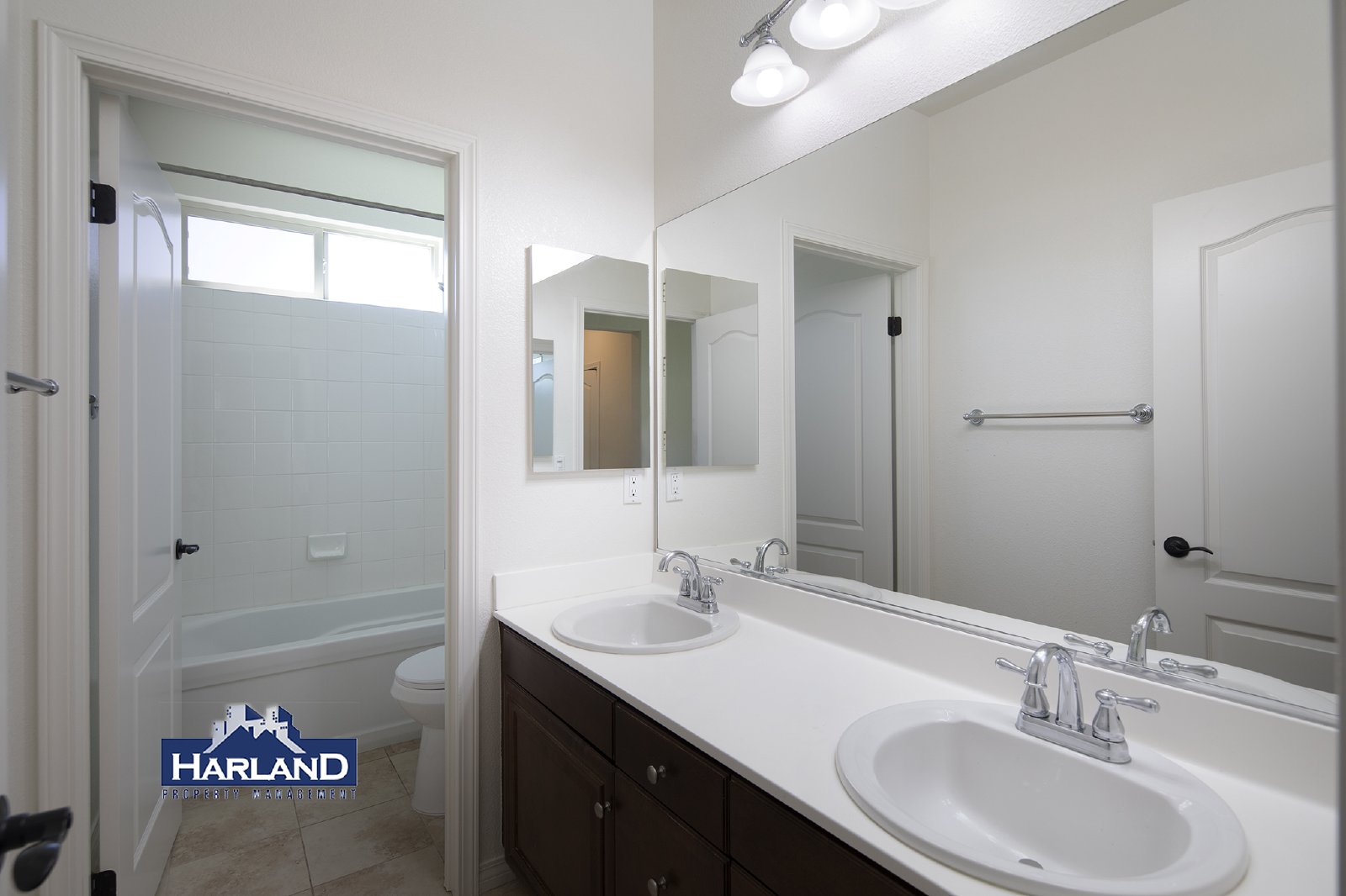 11320 Laurelcrest Dr property image